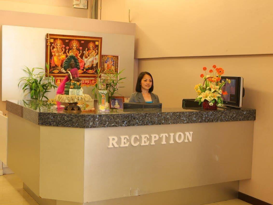 Tara Monte Otel Bangkok Dış mekan fotoğraf